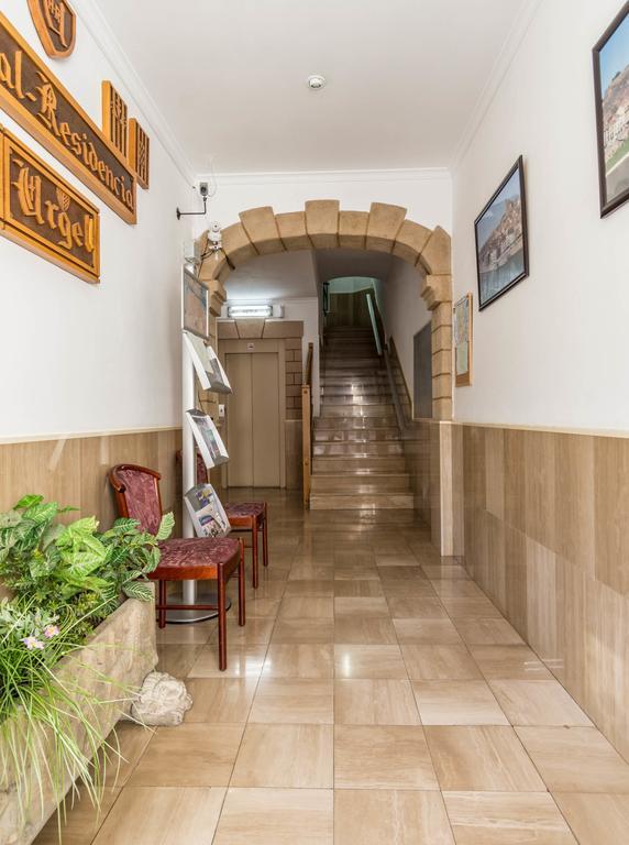Hostal Urgell Balaguer Exterior photo